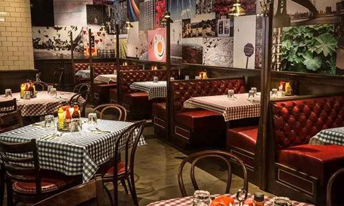 New York Marriott Downtown Welcomes Bill’s Bar & Burger Restaurant