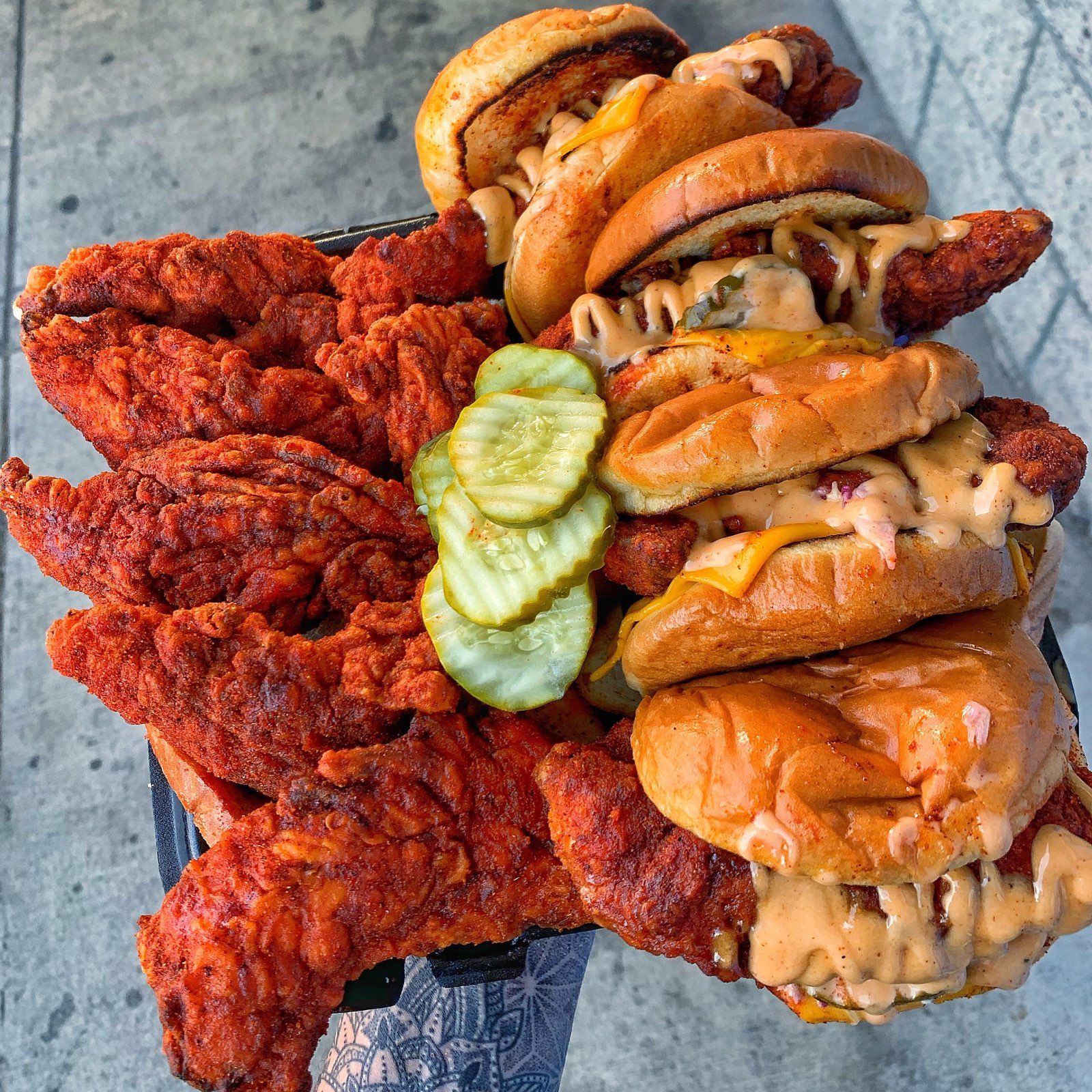 Dave's Hot Chicken Opens First Location in Dallas