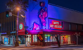 Dave’s Hot Chicken Brings the Heat to San Diego with New Pacific Beach Location