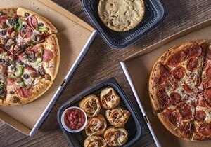 Old Chicago Pizza & Taproom Helps Create More Memories this Holiday Season