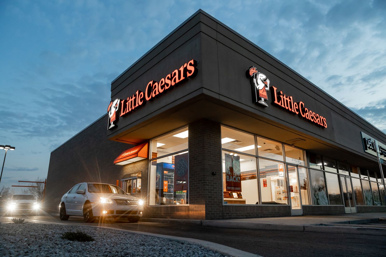 Little Caesars Pursues Charlotte Franchise Expansion, Targeting 25 New Units by 2024