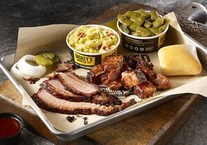 Dickey’s Barbecue Expands in Canada