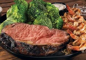 Treat Mom to an Indulgent Prime Rib Meal This Mother’s Day at Logan’s Roadhouse