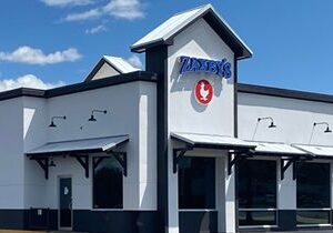 Zaxby’s Opens Its First Restaurant in Richland, Mississippi