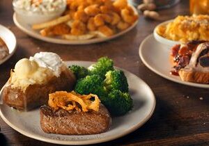 Logan’s Roadhouse Continues Long-Standing Support of America’s Heroes on Veterans Day