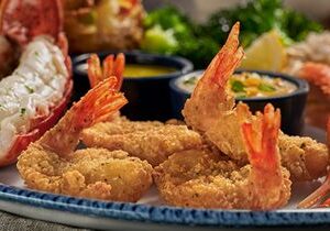 Red Lobster Gives Greatest Gift of the Season – NEW Cheddar Bay Shrimp