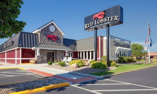 Red Lobster’s Multi-Course Seafood Dinner For 2 For $25 Offers Abundance And Variety At An Unbeatable Price