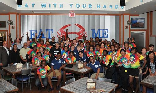 Ignite Restaurant Group Announces Grand Opening of Joe’s Crab Shack in New York City