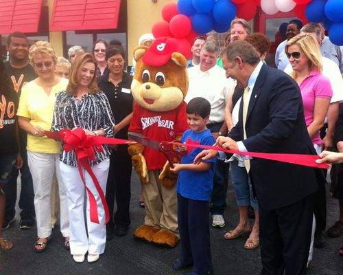 Shoney’s Celebrates Return to the Show Me State