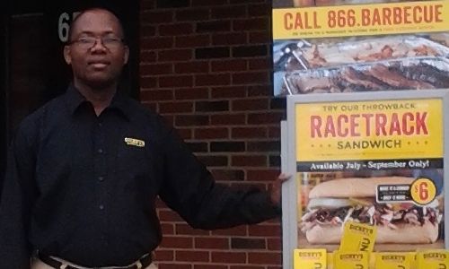 East Norriton Welcomes Lip Smackin’ Dickey’s Barbecue