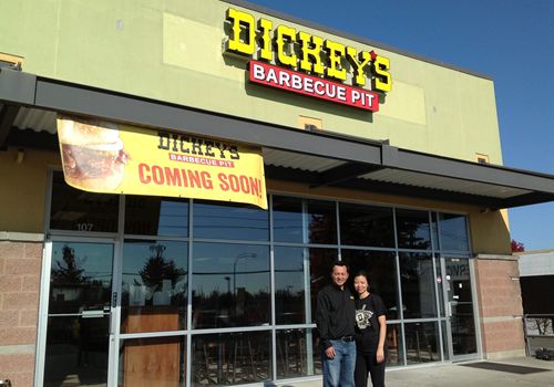 Dickey’s Barbecue Throws Spook-tacular Celebration in Everett
