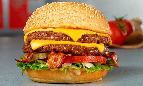 Gourmet Growth in the Capital City: MOOYAH Burgers, Fries & Shakes Opens First Restaurant in Baton Rouge