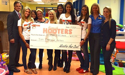 Hooters of Fort Lauderdale and Miss Hooters International 2013 Present a $10,000 Check to the Joe DiMaggio Children’s Hospital