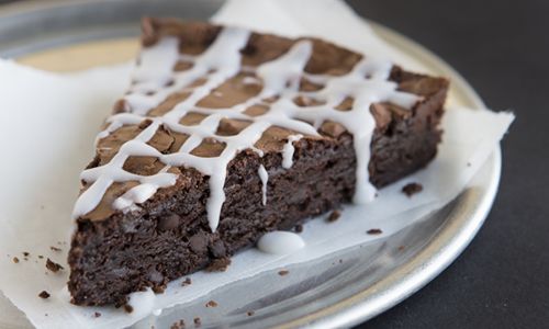 Peppermint + Brownie = Pie Five Holiday Deliciousness