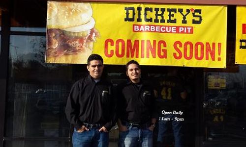 Dickey’s Barbecue Pit Throws Party for New Turlock Restaurant