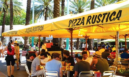 Pizza Rustica Expands to Mexico
