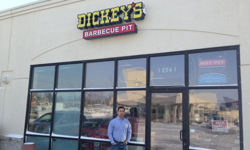 Dickey’s Barbecue Pit Celebrates New Restaurant in Omaha
