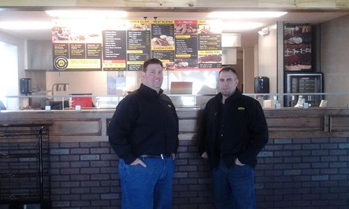 Dickey’s Barbecue Now Slow Smokin’ in Clinton Township