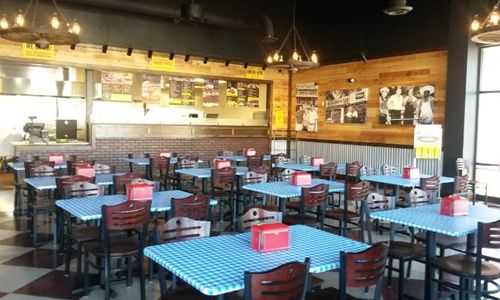 Thornton Couple Begins New Chapter with Dickey’s Barbecue Pit