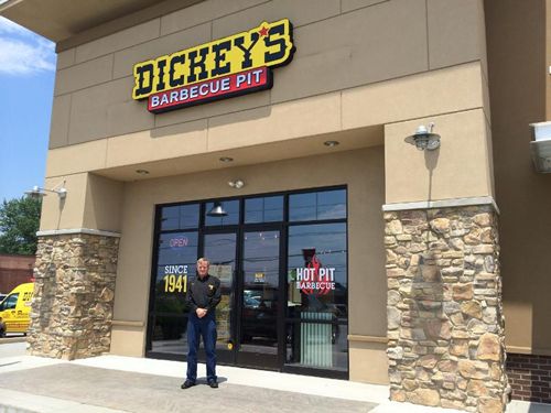 Dickey’s Barbecue Pit Swaggers in to Lancaster with First Restaurant