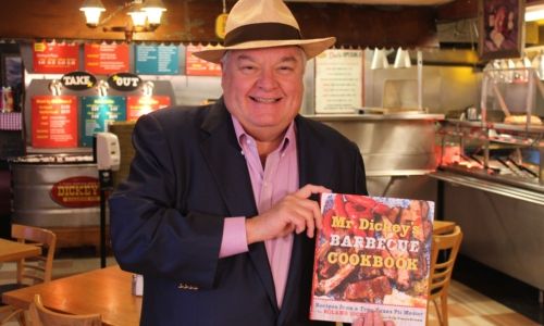 Mr. Dickey Visits Dickey’s Barbecue Pit in Overland Park for Customer Event