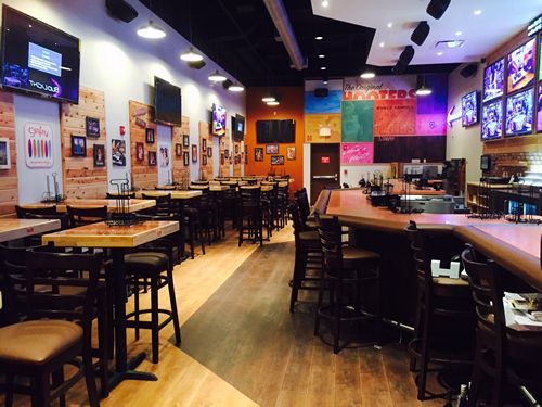 Hooters Makes a Move to New Location in Midtown Manhattan