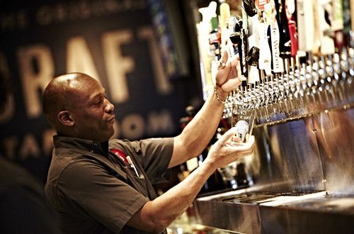 Old Chicago Pizza & Taproom Partners With Left Hand Brewery And Allegro Coffee Company To Create Collaborative Coffee Ale