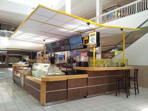 Rouse Properties and Nestlé Toll House Café by Chip Celebrate ‘Extraordinarily Successful’ Partnership