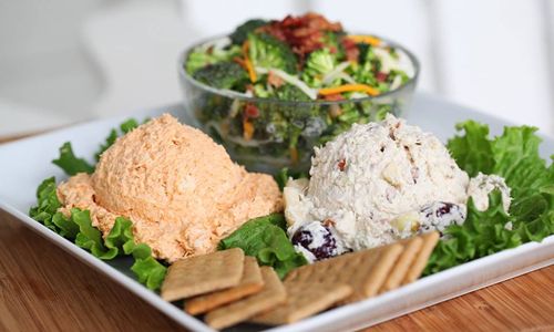 Chicken Salad Chick receives investment from Eagle Merchant Partners