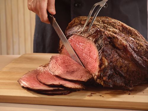 Old Country Buffet, HomeTown Buffet, and Country Buffet Introduce a New Cruise Ship-Inspired Premium Meat Carving Station
