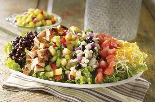 Salsarita’s Fresh Cantina Brings Back Popular Mexican Chop Salad With Fresh Pineapple Salsa