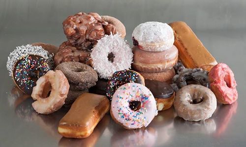 Top Pot Celebrates National Doughnut ‘Weekend’ with Freebies, Eating Contest, Food Drive