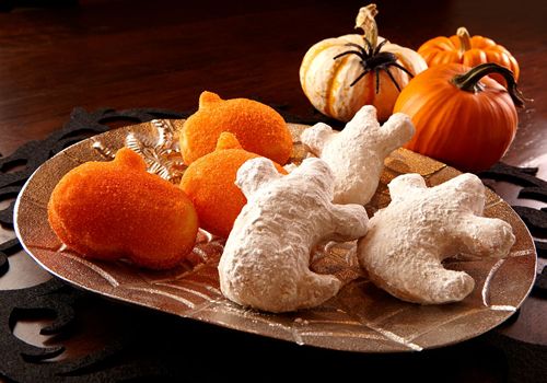 El Fenix to Pass Out Free Sopapillas as Halloween Treats