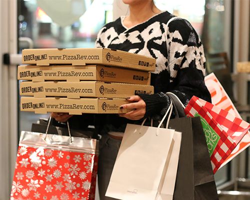 PizzaRev Treats Black Friday Shoppers to $5 Pizzas and $20 Bonus Cards