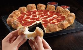 ‘Knot’ Your Average Pizza: The All-New Pizza Hut Stuffed Garlic Knots Pizza Is An Appetizer & Pizza All In One