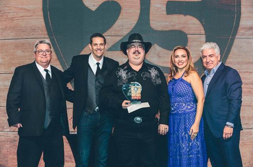 Logan’s Roadhouse Crowns General Manager of the Year