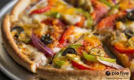 It’s Pizza Paradise at Pie Five’s New Branson Location
