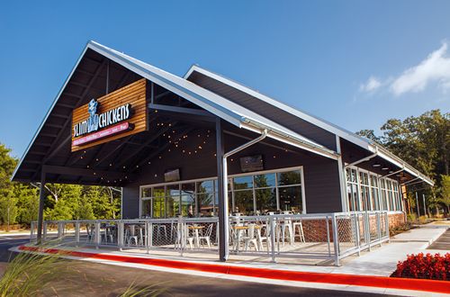 Slim Chickens Opens Seventh Restaurant in Sooner State