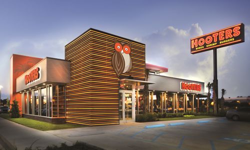 Hooters Expands in North Carolina and Roanoke with New Franchise Partner F&S Restaurant Group