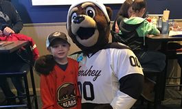 Arooga’s and the Hershey Bears Raise $7500 for ‘Running for Rachel’ during Annual Event