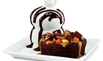 The Dairy Queen System Breaks the Rules with New Reese’s Extreme Blizzard Treat and Reese’s Extreme Brownie a la Mode