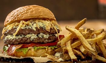 MOOYAH Brings Wicked Delicious Burgers to Boston: Better Burger Brand Continues East Coast Growth