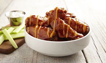 Buffalo Wings & Rings Celebrates Oakley Station Opening in Home Market of Cincinnati