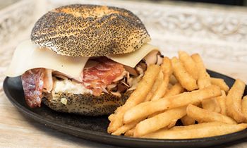 Mr. Bagel Meister Expands to Carolina Beach