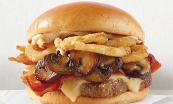 Wendy’s Smoky Mushroom Bacon Cheeseburger, the Name Says It All