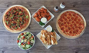 Straw Hat Pizza Has Another Positive Sales Year in 2017