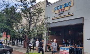 Shuckin’ Shack Oyster Bar Franchise Moving to the Midwest