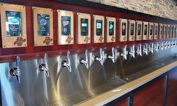 Crave Hot Dogs and BBQ Signs National Deal with iPourIt to Secure Self-Serve Beer Wall in All Locations