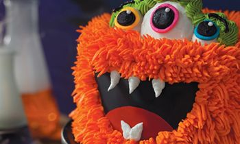 Baskin-Robbins Dares Guests Nationwide to Dig their Fangs into a Delicious Lineup of Halloween Treats this October