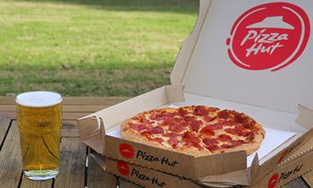 Pizza Hut Beer Delivery Expands To Nearly 300 Restaurants Ahead Of Super Bowl LIII